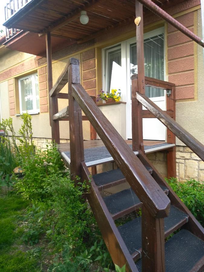 Hrncirna Lägenhet Kněževes Exteriör bild